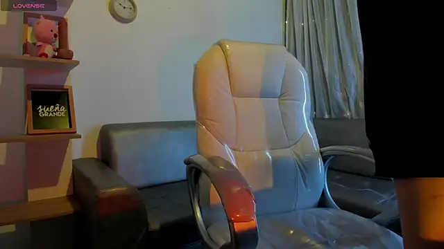 Angeel of lust online show from November 2, 4:26 am