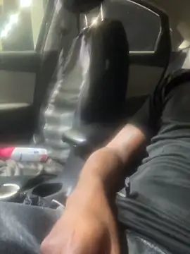 Snapshot of stressreliever94 chatting on November 25, 5:40 am stressreliever94 online show from November 25, 5:40 am