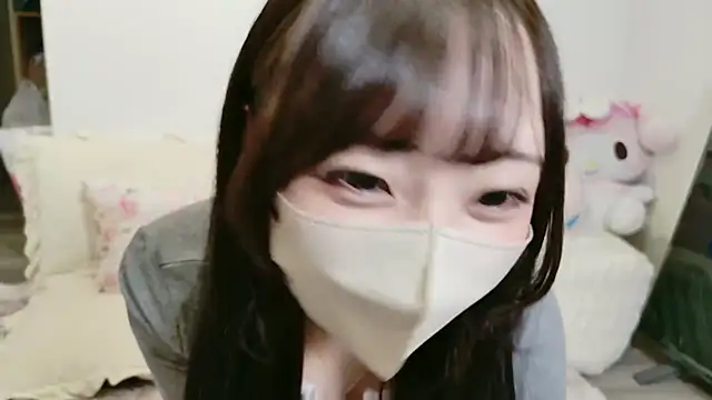 Snapshot of Mashiro-chan chatting on September 18, 10:50 am Mashiro-chan online show from September 18, 10:50 am