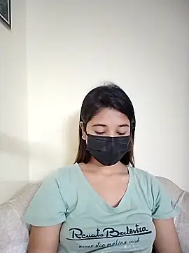 midnightmuse-03 online show from May 9, 1:38 pm