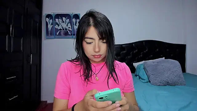 Snapshot of sammy_bunny1 chatting on October 24, 4:14 pm sammy bunny1 online show from October 24, 4:14 pm
