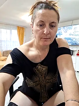 Fluturas2 online show from December 1, 1:16 pm