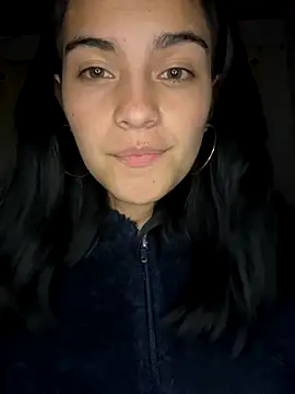 Snapshot of blinkiii_ chatting on December 2, 12:05 am blinkiii online show from December 2, 12:05 am