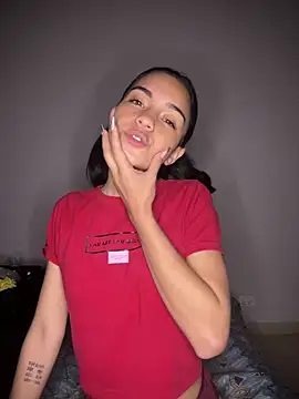 Snapshot of blinkiii_ chatting on January 7, 1:30 am blinkiii online show from January 7, 1:30 am