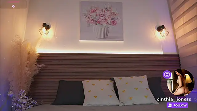 cinthia jones2 online show from November 6, 7:09 am