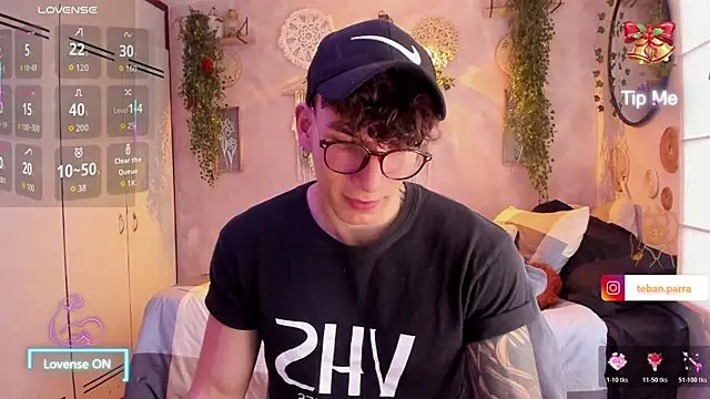 estebandi do online show from January 13, 8:47 pm