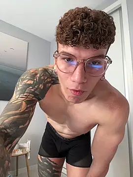 estebandi do online show from February 27, 10:59 am