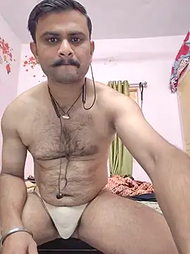 Snapshot of Frvgggghh chatting on December 16, 9:03 am Frvgggghh online show from December 16, 9:03 am