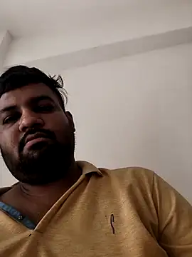 Snapshot of vinay_smalldick chatting on May 18, 4:07 am vinay smalldick online show from May 18, 4:07 am