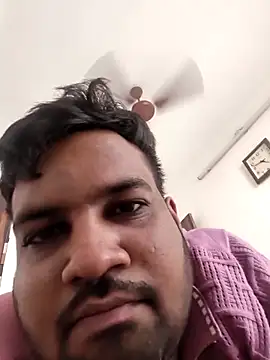 Snapshot of vinay_smalldick chatting on May 30, 11:18 am vinay smalldick online show from May 30, 11:18 am