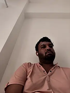 Snapshot of vinay_smalldick chatting on June 11, 2:53 am vinay smalldick online show from June 11, 2:53 am