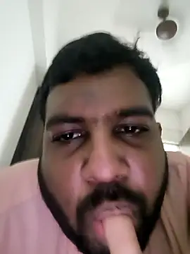 Snapshot of vinay_smalldick chatting on July 25, 3:42 pm vinay smalldick online show from July 25, 3:42 pm