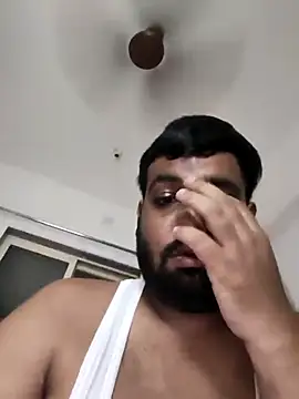 Snapshot of vinay_smalldick chatting on August 3, 3:49 pm vinay smalldick online show from August 3, 3:49 pm