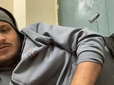 chiikuloveu online show from November 29, 4:15 am