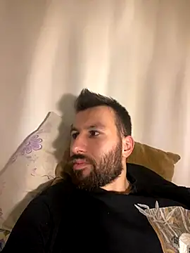 Snapshot of speddy34 chatting on October 24, 6:26 pm speddy34 online show from October 24, 6:26 pm