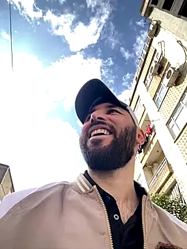 Snapshot of speddy34 chatting on October 28, 10:08 am speddy34 online show from October 28, 10:08 am