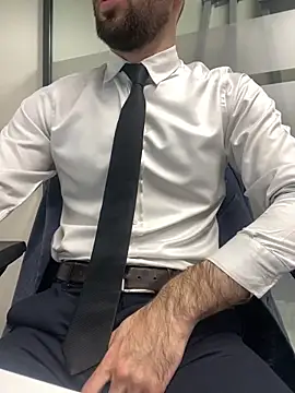 Snapshot of speddy34 chatting on November 12, 6:25 am speddy34 online show from November 12, 6:25 am