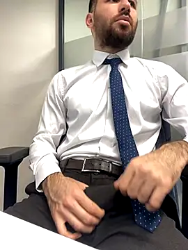 Snapshot of speddy34 chatting on November 13, 6:45 am speddy34 online show from November 13, 6:45 am