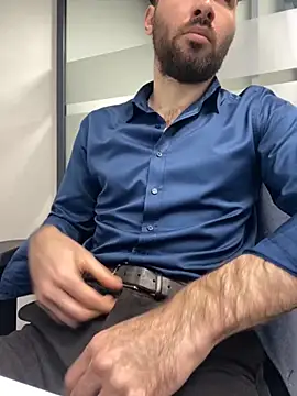 Snapshot of speddy34 chatting on November 18, 6:29 am speddy34 online show from November 18, 6:29 am