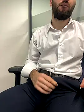 Snapshot of speddy34 chatting on November 27, 7:21 am speddy34 online show from November 27, 7:21 am