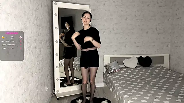 Snapshot of FakeLamb chatting on November 23, 9:03 pm FakeLamb online show from November 23, 9:03 pm