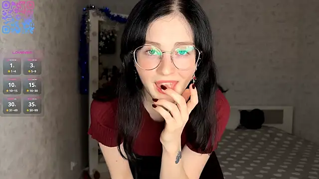 FakeLamb online show from December 20, 9:11 pm