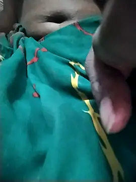 Snapshot of Hita_Grewal chatting on November 12, 4:18 pm Hita Grewal online show from November 12, 4:18 pm