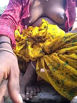 Snapshot of Hita_Grewal chatting on November 30, 9:13 am Hita Grewal online show from November 30, 9:13 am