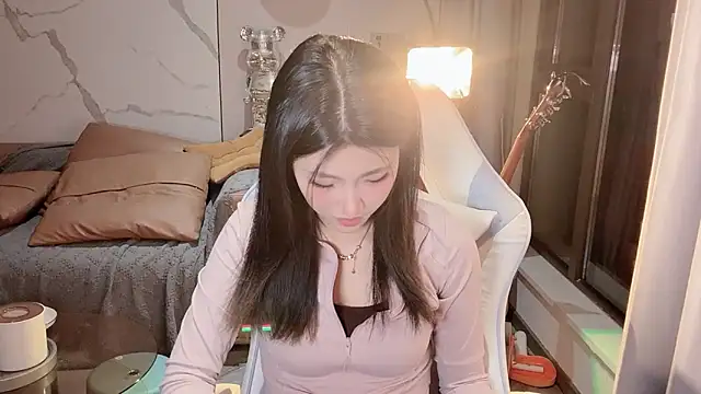 Lixinel-520 online show from December 17, 1:50 pm