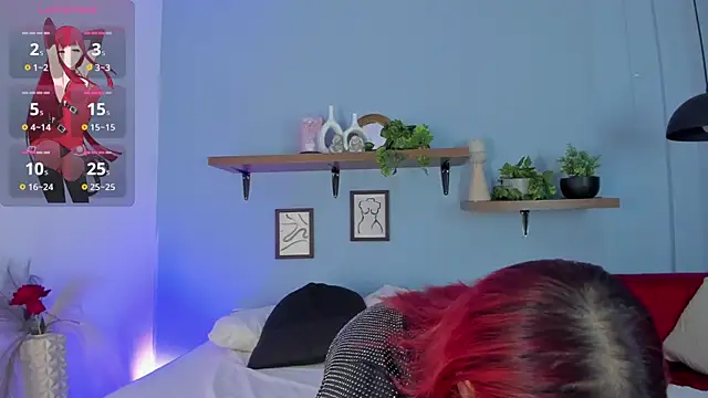 Cristalfoxy  online show from April 23, 7:38 pm