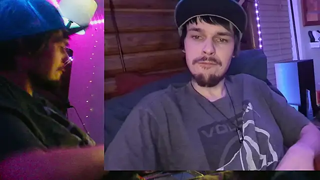 Snapshot of j_ray95 chatting on November 2, 7:00 am j ray95 online show from November 2, 7:00 am