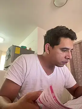 JoseShots69 online show from June 18, 7:07 pm