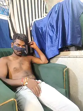 Snapshot of sexy-couple77 chatting on October 26, 4:46 pm sexy-couple77 online show from October 26, 4:46 pm