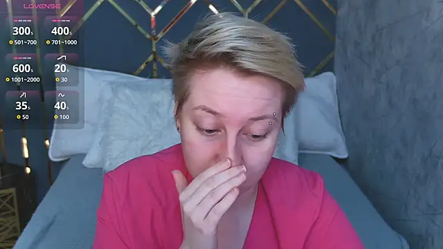 AlexandraGreen online show from February 8, 9:07 pm