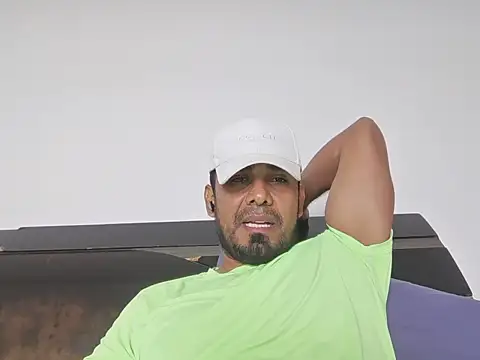 Camilo210520 online show from July 9, 7:29 pm