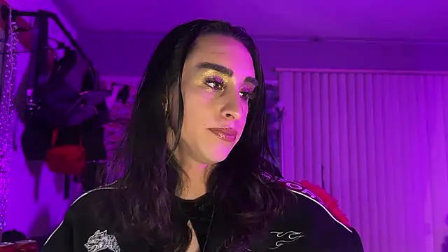 xoFrankie online show from February 16, 5:58 am