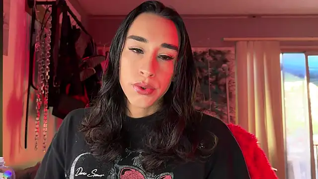 xoFrankie online show from March 7, 7:11 pm