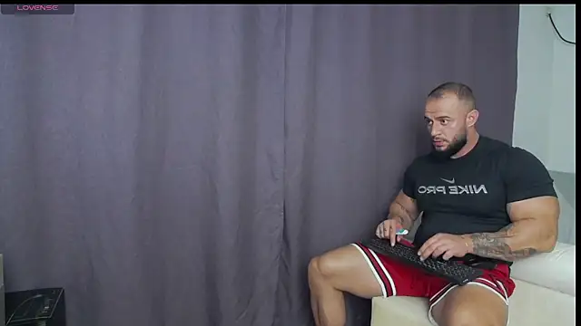 Snapshot of RickyMiami1 chatting on September 11, 5:57 pm RickyMiami1 online show from September 11, 5:57 pm