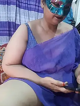Snapshot of Tanisha-Chy chatting on June 12, 6:07 pm Tanisha-Chy online show from June 12, 6:07 pm