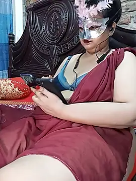 Snapshot of Tanisha-Chy chatting on June 29, 5:46 pm Tanisha-Chy online show from June 29, 5:46 pm