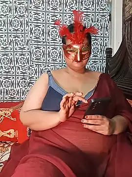 Snapshot of Tanisha-Chy chatting on July 16, 6:14 pm Tanisha-Chy online show from July 16, 6:14 pm