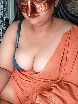 Snapshot of Tanisha-Chy chatting on July 18, 5:28 pm Tanisha-Chy online show from July 18, 5:28 pm