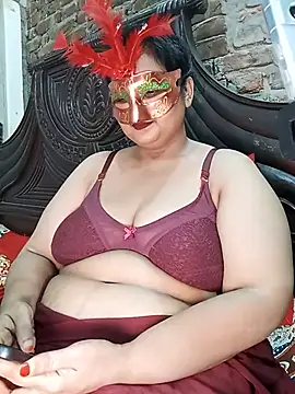 Snapshot of Tanisha-Chy chatting on July 23, 4:54 am Tanisha-Chy online show from July 23, 4:54 am