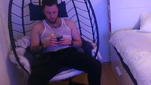 Keviios online show from November 30, 6:45 pm