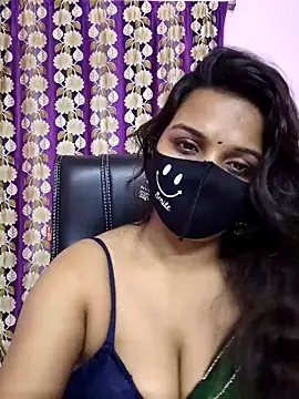 Snapshot of cutie_pei002 chatting on April 3, 5:55 pm cutie pei002 online show from April 3, 5:55 pm