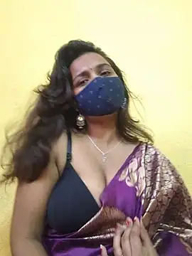 Snapshot of cutie_pei002 chatting on July 18, 2:05 am cutie pei002 online show from July 18, 2:05 am