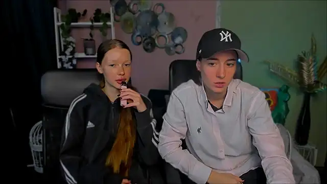 khloebeauty online show from October 4, 7:12 pm