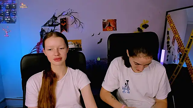 khloebeauty online show from November 5, 8:20 pm