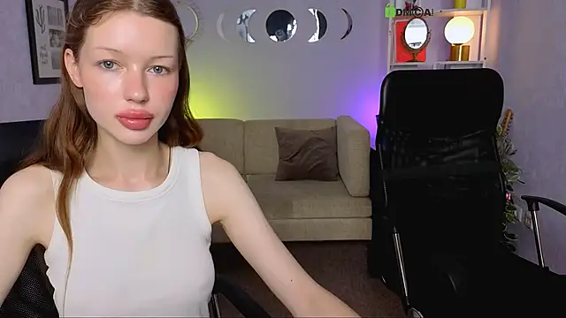 khloebeauty online show from June 12, 6:01 am