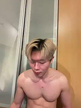 Snapshot of zachlee_69 chatting on April 25, 6:38 pm zachlee 69 online show from April 25, 6:38 pm